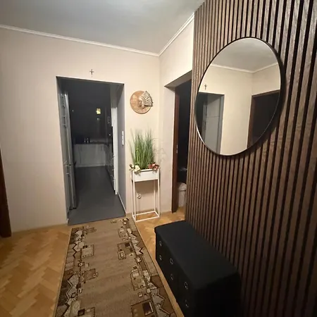 Dzielna 78 *