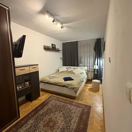Dzielna 78