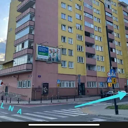 Dzielna 78 *